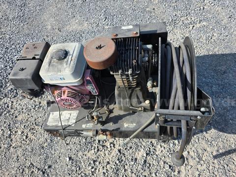 AIR COMPRESSOR
