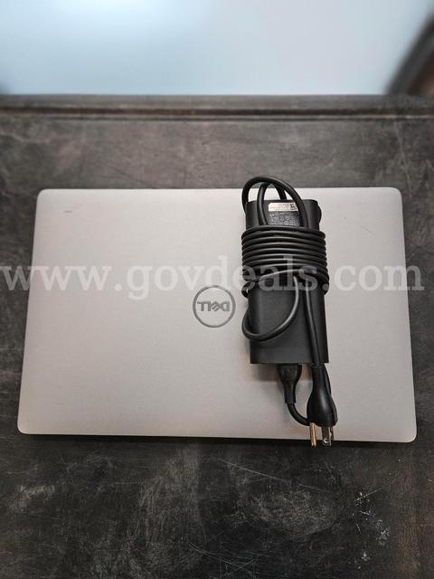 Dell Precision 3551