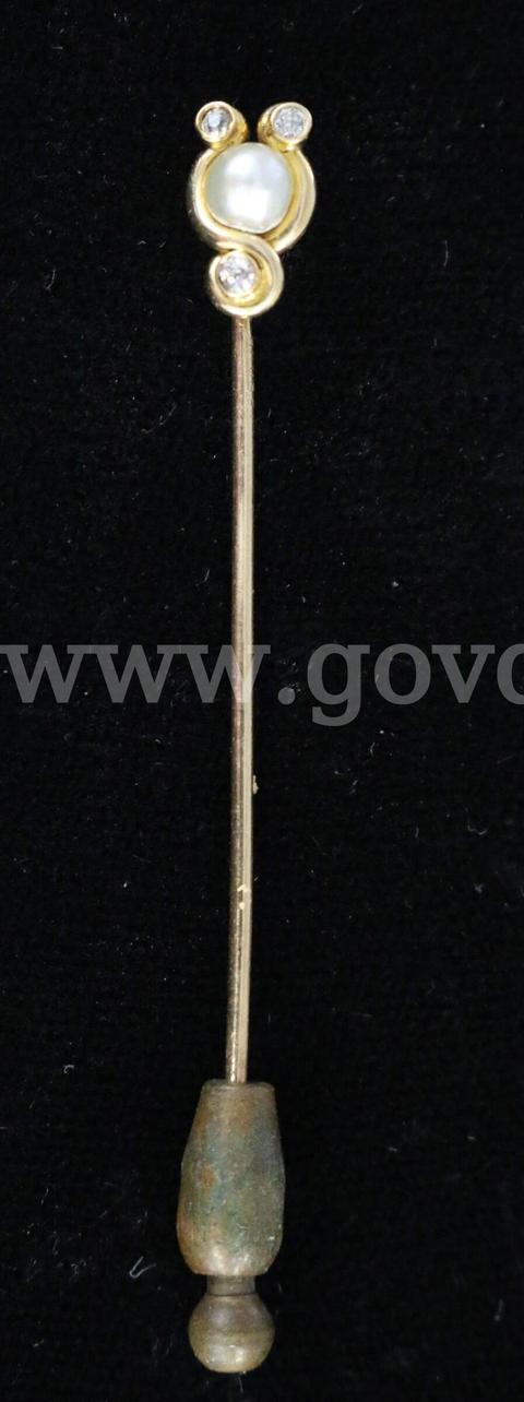 14K Yellow Gold Diamond & Pearl Stick Pin, 1.9 Grams
