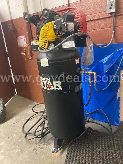 North Star 60-gallon Air Compressor