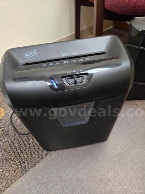 Paper Shredder - 8 Sheet Capacity