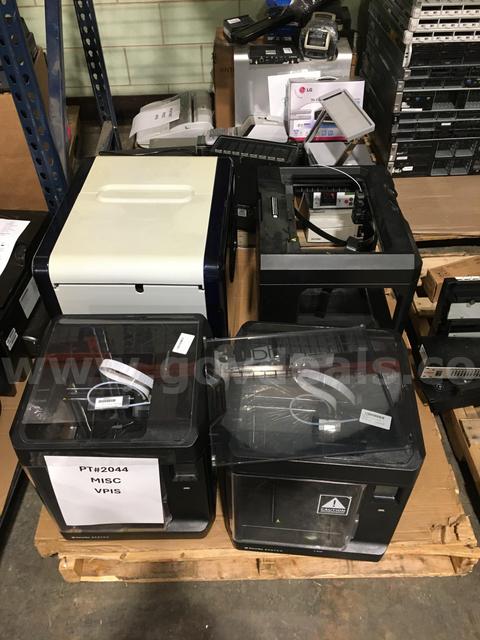 LOT OF 4 3D PRINTERS MAKERBOT, XYZ PRINTING!
