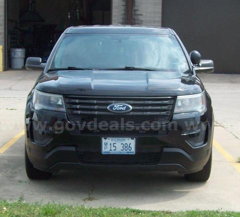 Black 2017 Ford Inteceptor SUV