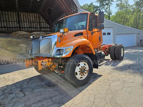 2007 International 7400 Cab and Chassis