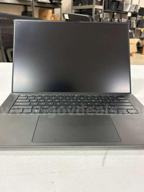 1x Dell Precision 5550 Workstation Laptop - Core i7- No RAM No SSD Defective USB-C Charging AS-IS Parts Repair