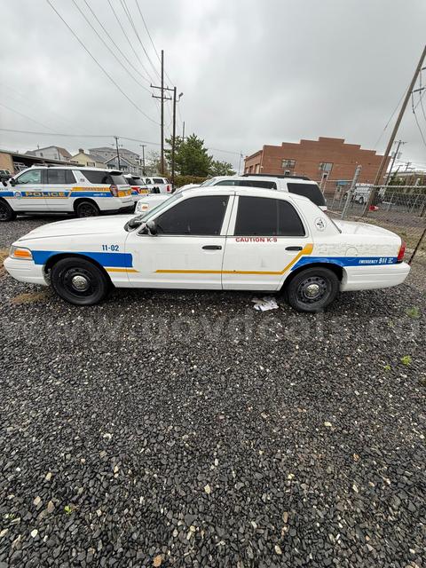 2011 Ford Crown Victoria