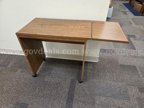 Small Rolling Computer Table with Drop-Leaf Extension