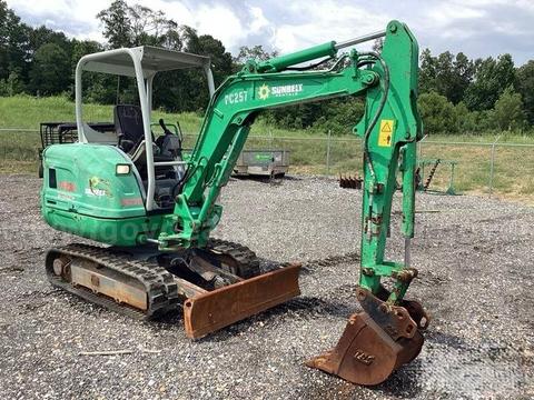 Takeuchi TB230 Mini Excavator