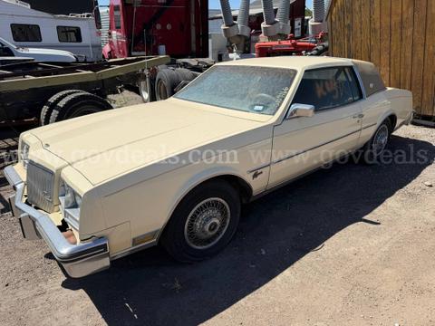 1980 Buick Riviera 2 Door Coupe 8 Cyl 350CID 160HP 4BBL