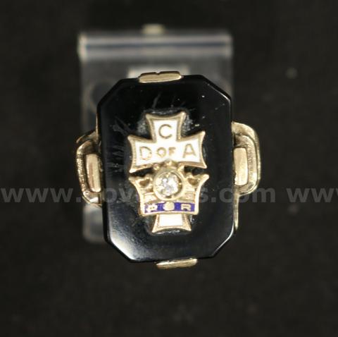 Vintage 10k Yellow Gold Catholic Daughters of America Ring with Onyx, 6.9 Grams