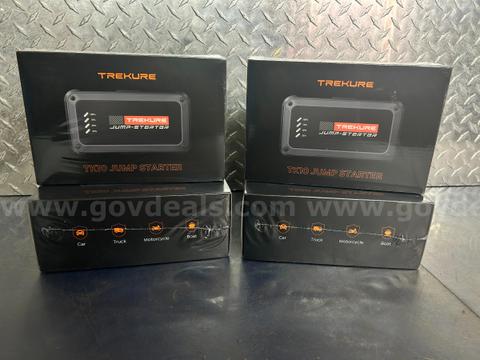 Free Shipping - Brand New Portable Car Battery Jump Starter 3500A 16800mAh Jump Box