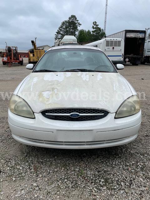 2002 Ford Taurus
