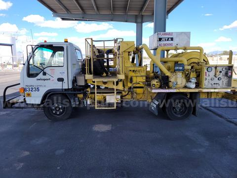 Isuzu Hydrant Truck