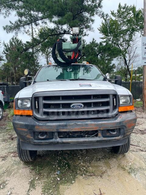 2001 Ford F-450 SD 41' Bucket Truck