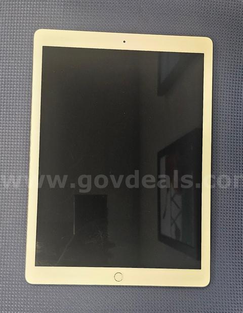 Apple iPad Pro 12.9" (2nd Generation) Wi-Fi Tablet