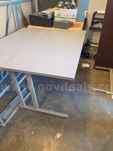 ONE GREY DESK