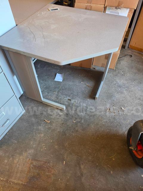 ONE SMALL CORNER GREY DESK