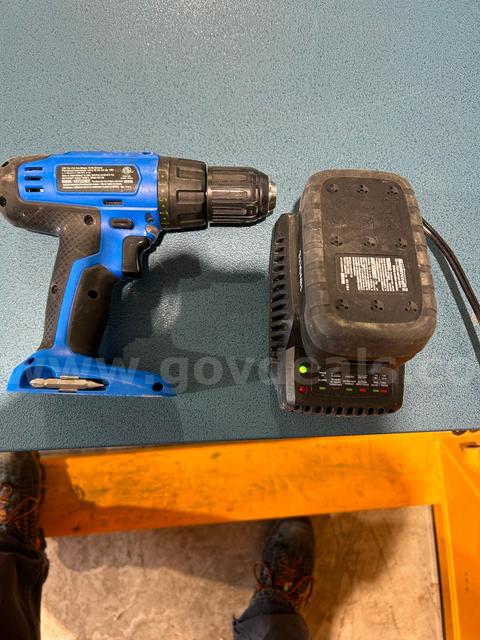 Mastercraft Cordless Drill/Driver with Charger/Battery