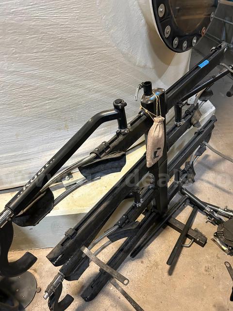 2014 KUAT Bike Rack - 4 Bike Carrier - 80310 ABBAA