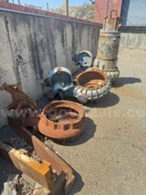 Old Pump, Volute, Impeller and Flange Approx 4800 LBS.