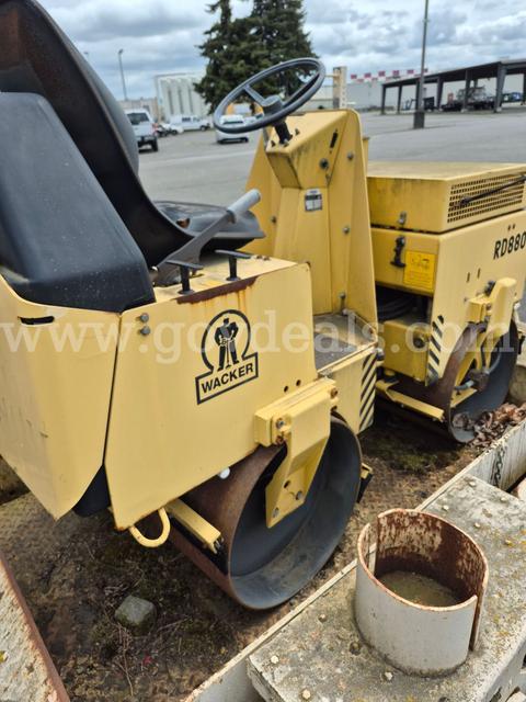 1996 Wacker Steel Wheel Roller with Trailer