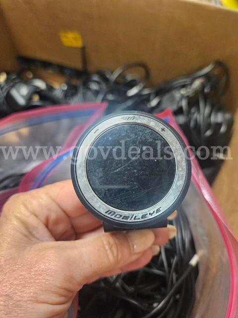 Mobileye EyeWatch displays - 17 used