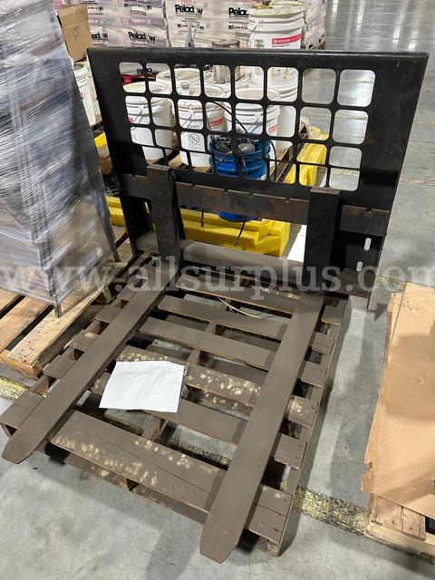 Bobcat Plus, Inc. Forks - 42"