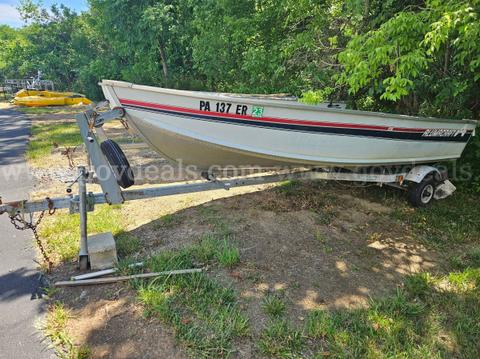 1992 Alumacraft 15' Jon Boat with 2001 Trailer