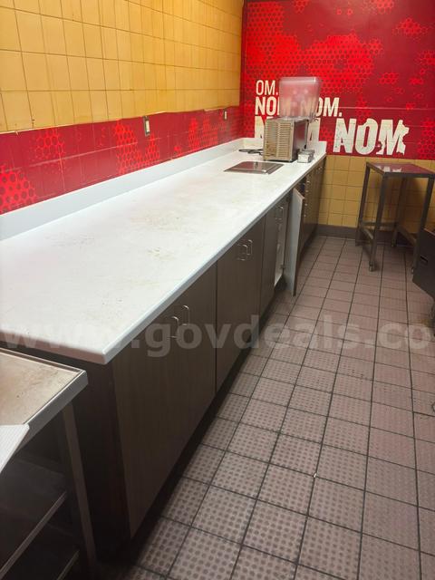 Counter 106L X 35H X 36D