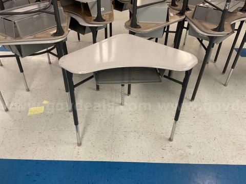 25 Corner Desk
