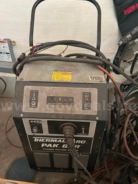 Thermadyne Thermal ARC Plasma Cutter. 200/200V. Model # PAK6XR / SN # L12518A184