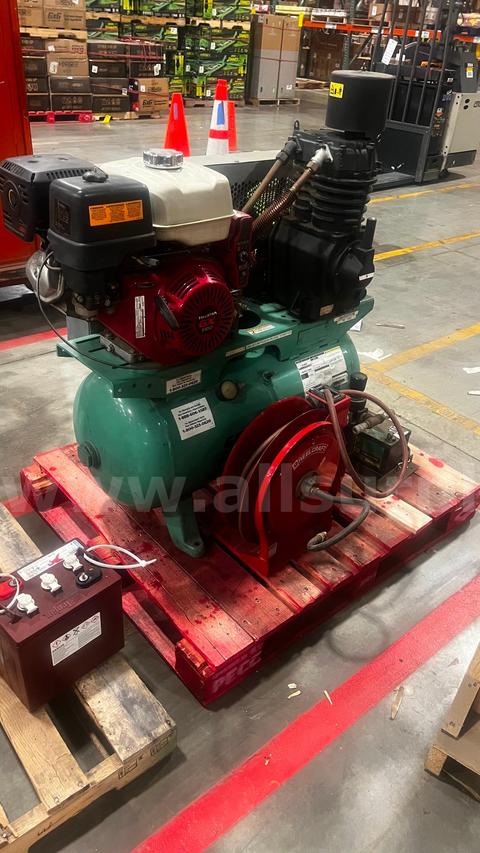 *NO RESERVE* Speedaire 4LW38 30 Gallon Air Compressor