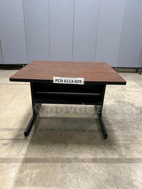 Table, Display, Wood-Top, Metal Frame