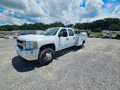 2011 Chevrolet Silverado 3500HD Work Truck Crew Cab Long Box 4WD