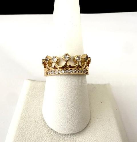 Gorgeous, 24k Gold, CZ Unisex Crown Ring, Size 8 1/2