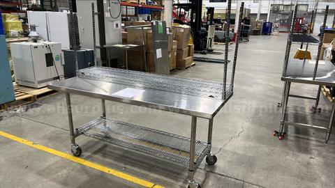 STAINLESS STEEL TABLE 3