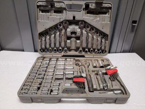 Crescent Socket Set