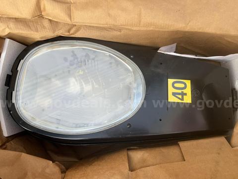 GE LIGHTING SYSTEM M400 LUMINAIRE W/CUTOFF OPTICS WITH PE RECEPTACLE MSCL40S0A22