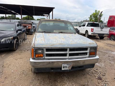 1987 Dodge Dakota Base