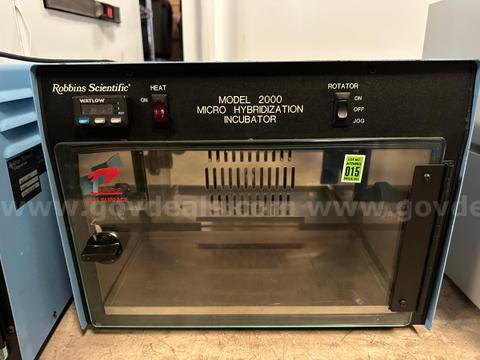 Robbins Scientific Model 2000 Micro Hybridization Incubator