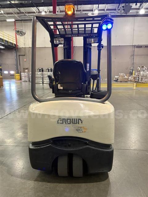 2015 CROWN SITDOWN FORKLIFT, 9402hrs | D639 WACO DC