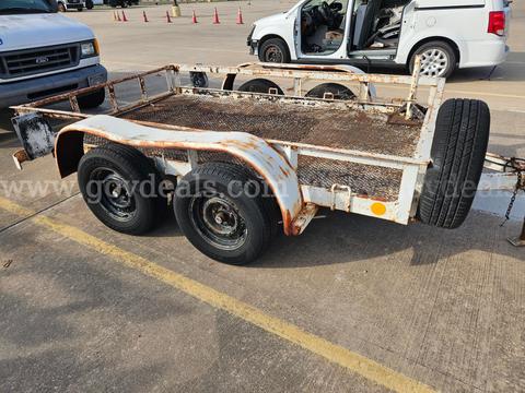 1982 Trailer - 6x10ft deck