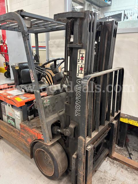 Toyota 5FBE15 Forklift