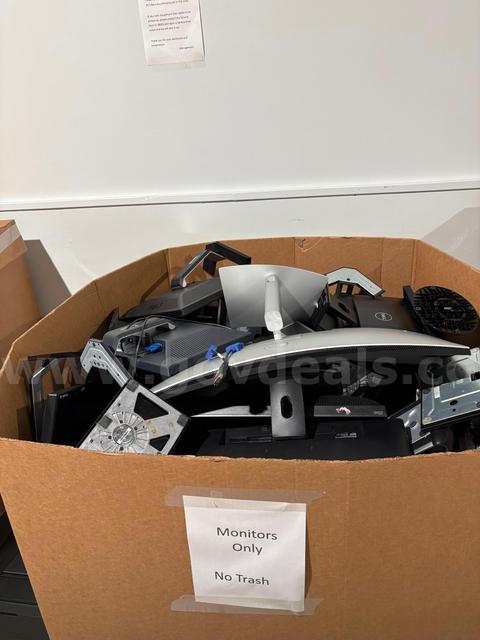 Approximately 30-40 assorted used computer monitors from 15"-22"