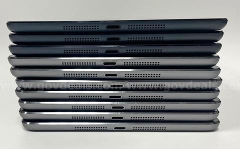 10 Lot Apple iPad Mini - WiFi - 1st Gen 16GB - Working