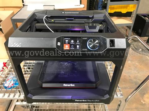MAKERBOT REPLICATOR PLUS / PABH65 3D PRINTER