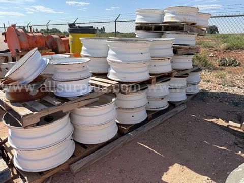 Steel Wheels, Size 8.25'- 24.5'', Qty 40, 1 Lot