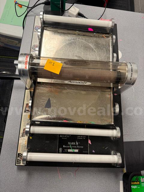 Accu-Cut Mark IV Roller Cutting System with Uppercase/Lowercase Letters and Numbers 0-9