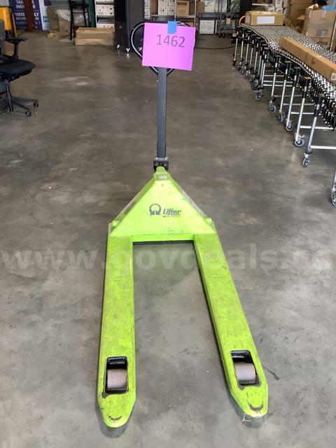 Manual pallet jack
