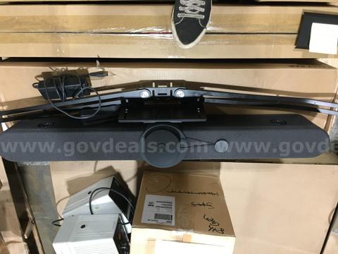 LOGITECH RALLY BAR ALL IN ONE CONFERENCING UNIT WITH REMOTE AND WALL MOUNT!